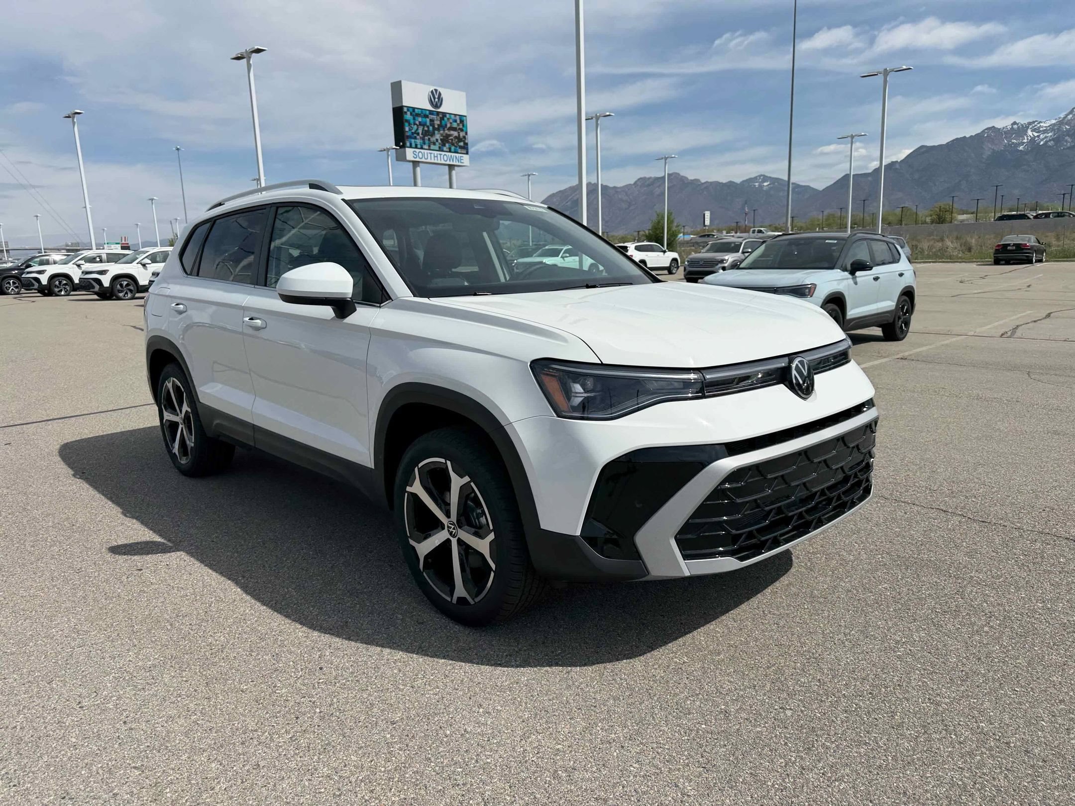 New 2026 Pure White Volkswagen SEL image 10