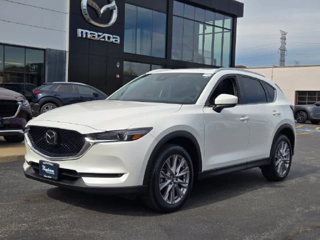 Used 2020 White Mazda Grand Touring image 1