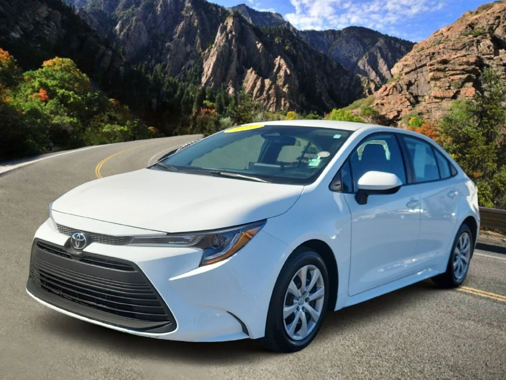 Used 2026 White Toyota LE image 5