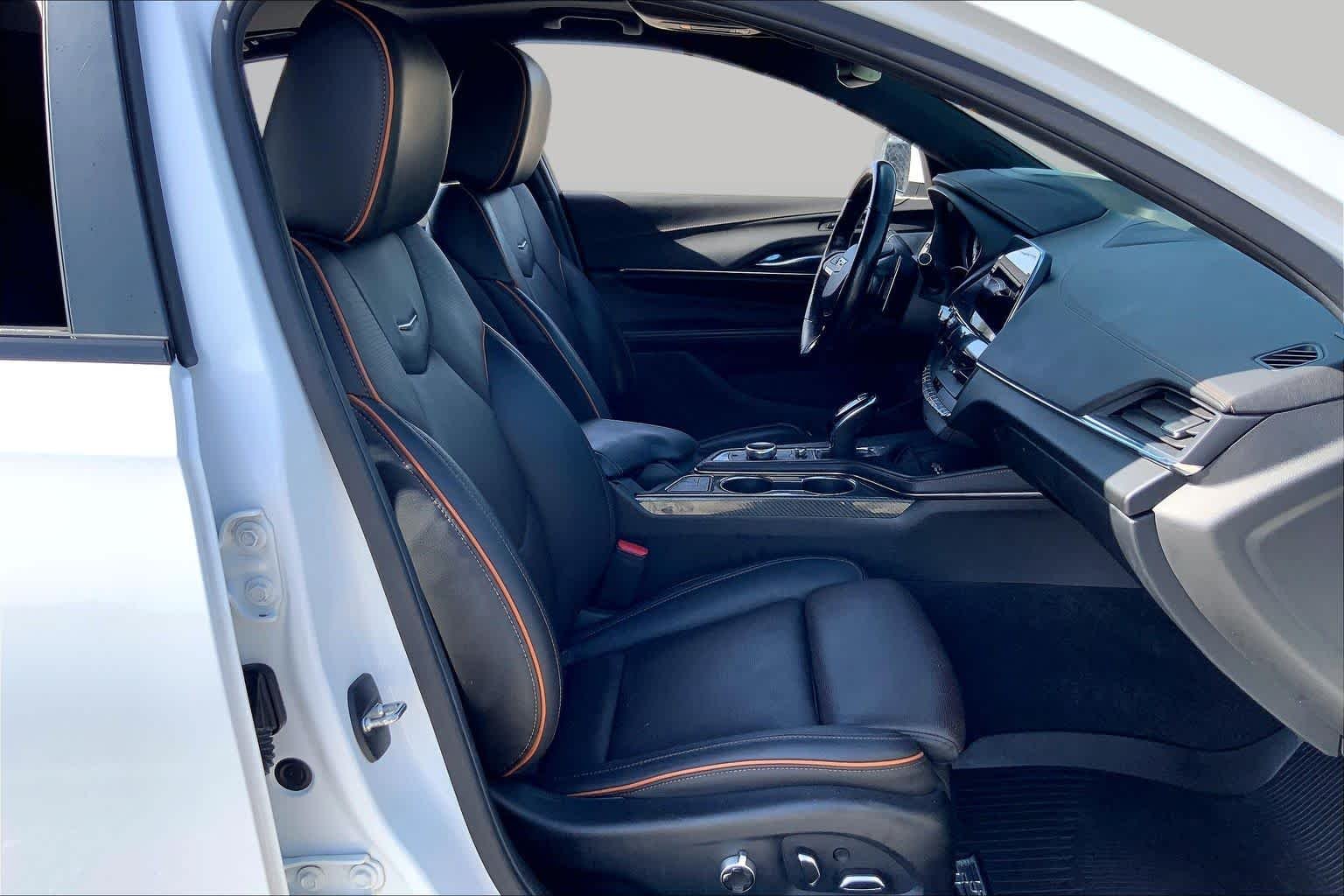 Used 2021 Summit White Cadillac V-Series image 9