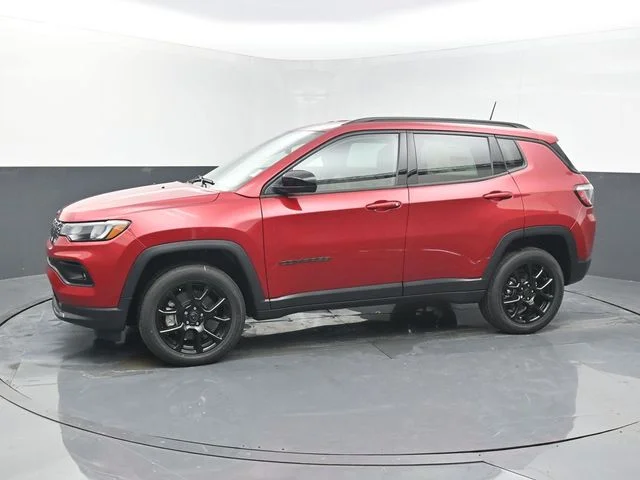 New 2026 Red Hot Pearl-Coat Exterior Paint Jeep Latitude image 2