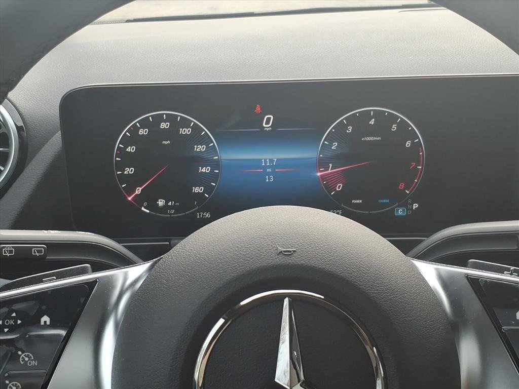 Used 2026 Polar White Mercedes-Benz GLA 250 image 16