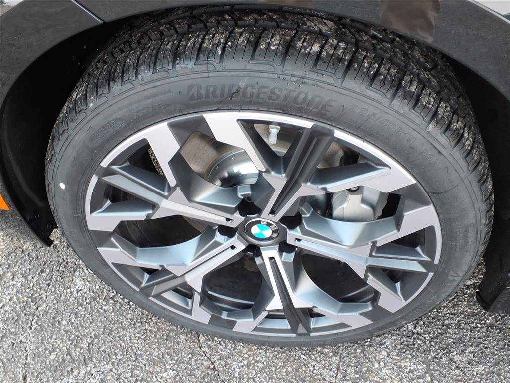 Used 2026 Black Sapphire Metallic BMW 330i xDrive image 14