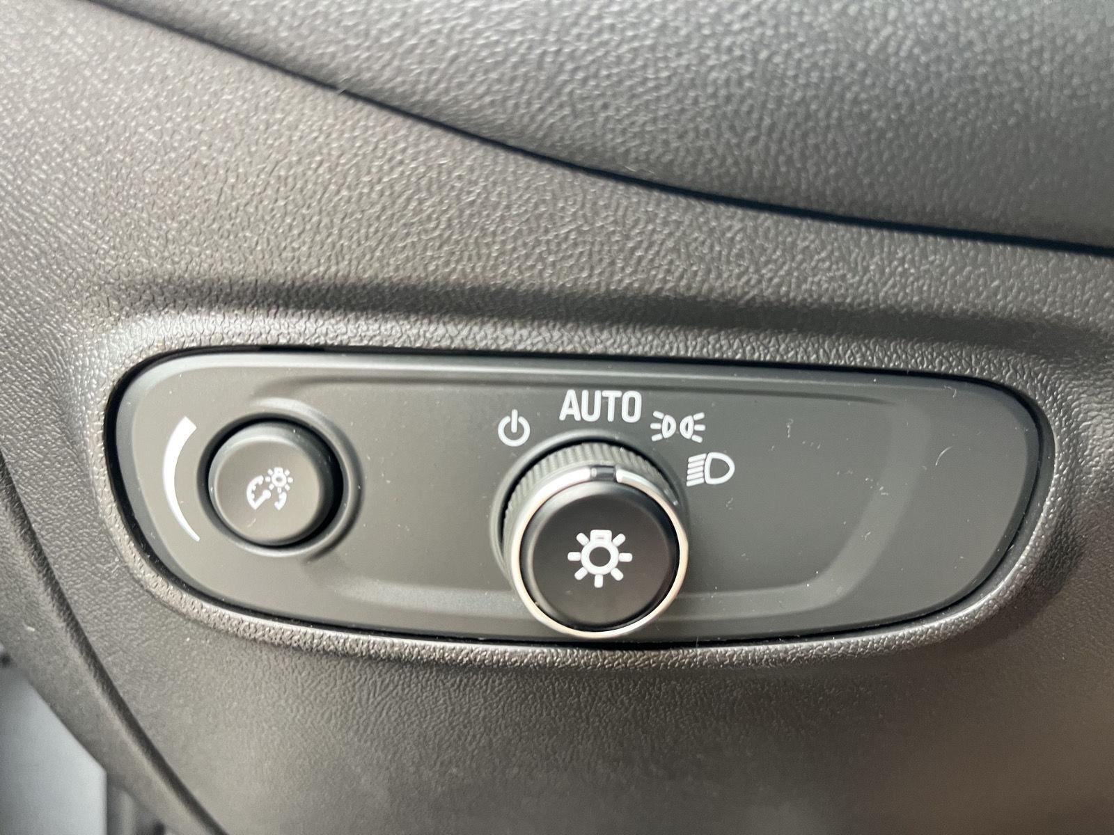 Used 2023 Sterling Gray Metallic Chevrolet LT image 23