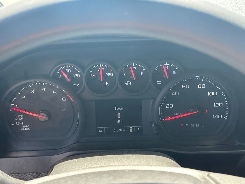 Used 2021 White Chevrolet Custom image 25