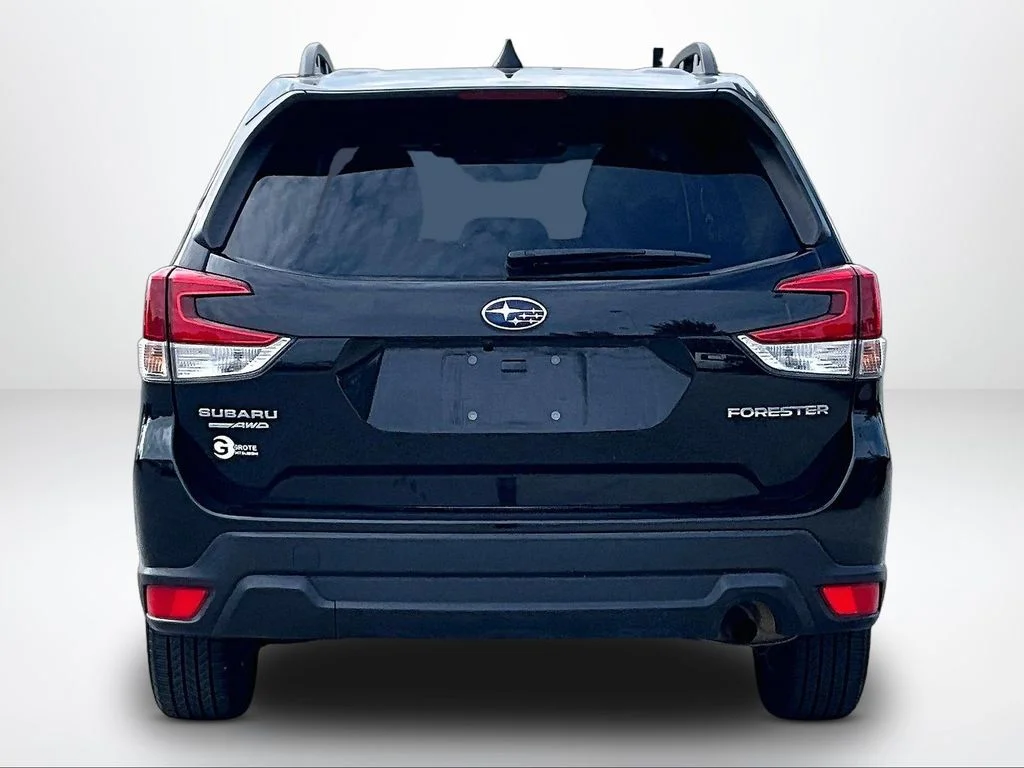 Used 2023 Black Subaru Premium image 5