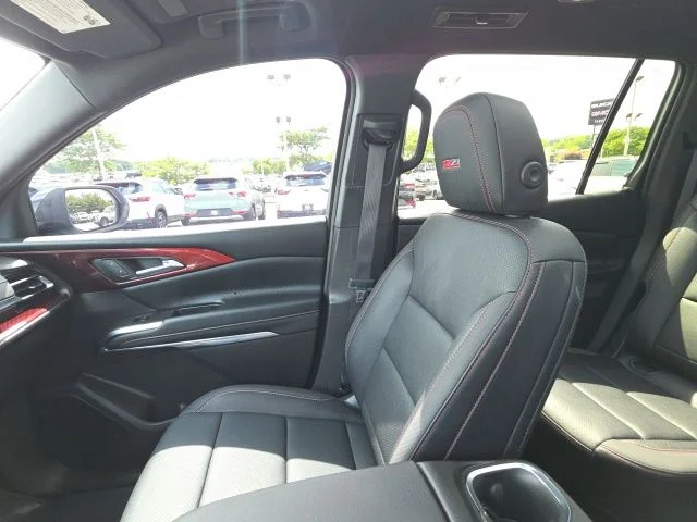 Used 2026 White Chevrolet Z71 image 26