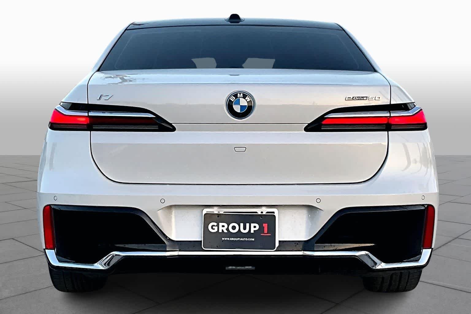 Used 2025 Mineral White Metallic BMW eDrive50 image 4
