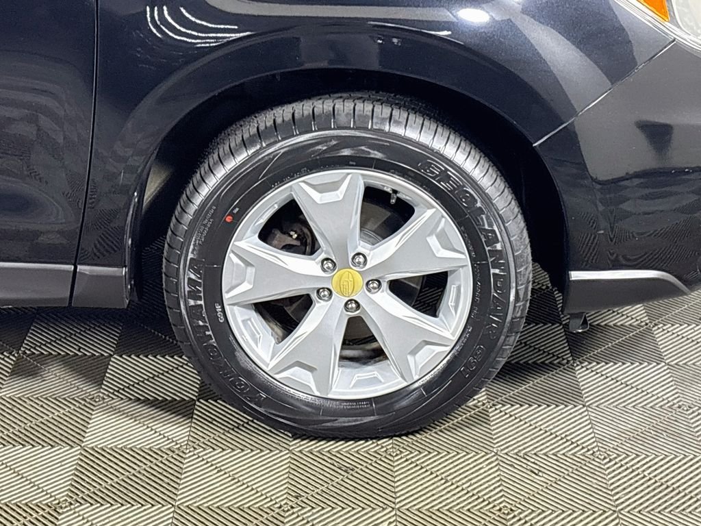 Used 2015 Crystal Black Silica Subaru 2.5i Limited image 24