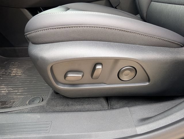 2027 Chevrolet Equinox LT - Photo 11