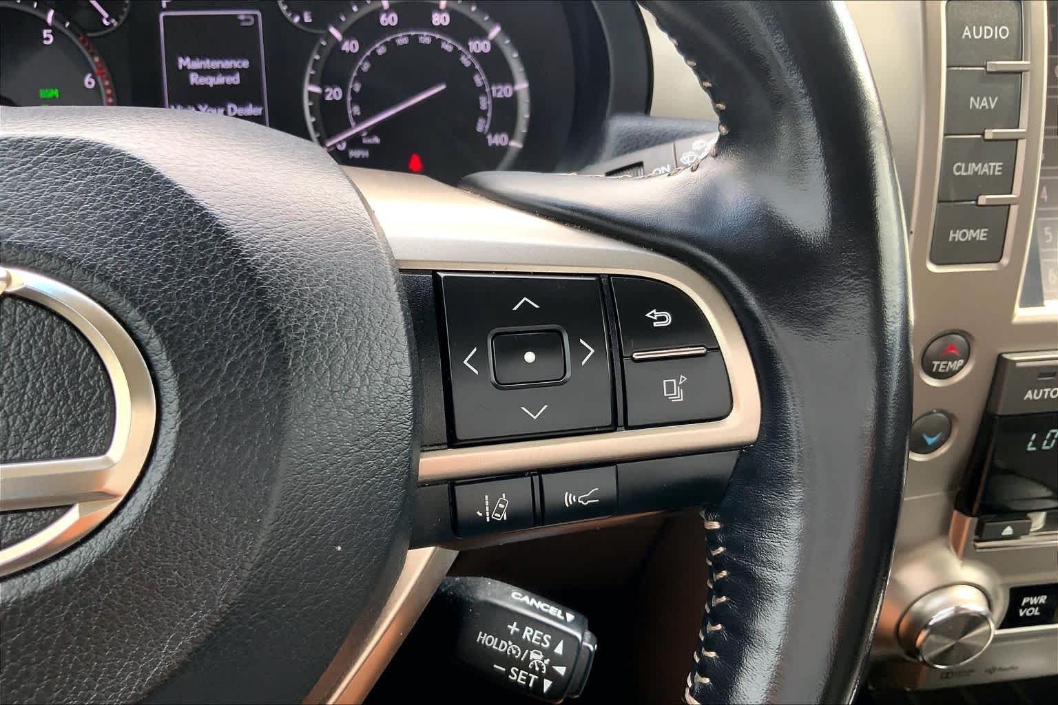 Used 2021 Starfire Pearl Lexus Premium image 25