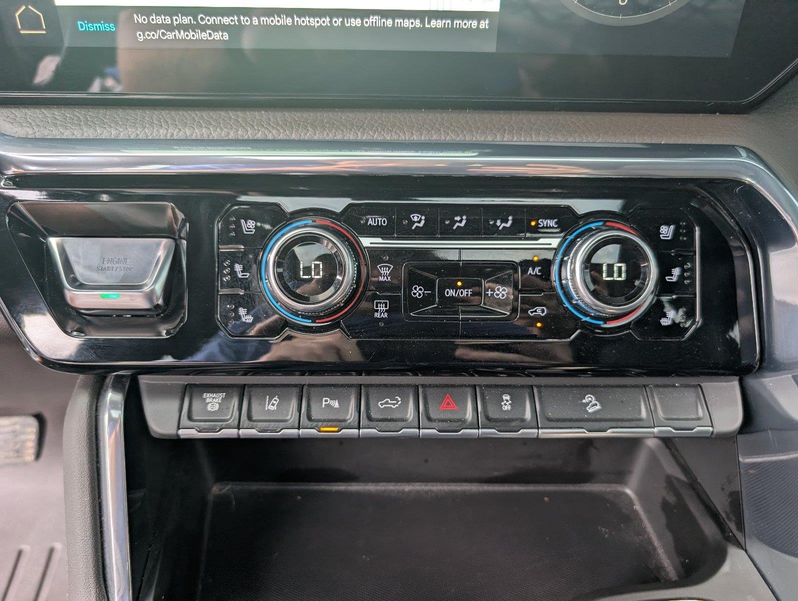 Used 2025 Onyx Black GMC Denali image 21