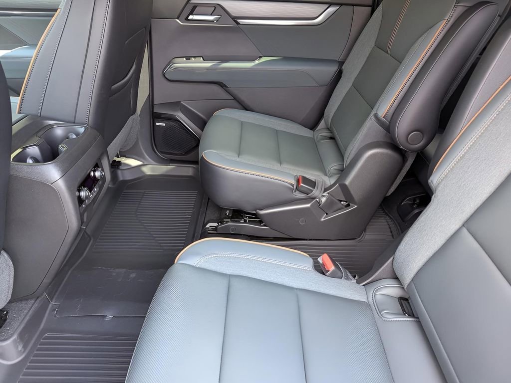 2026 GMC Acadia AT4 - Photo 14