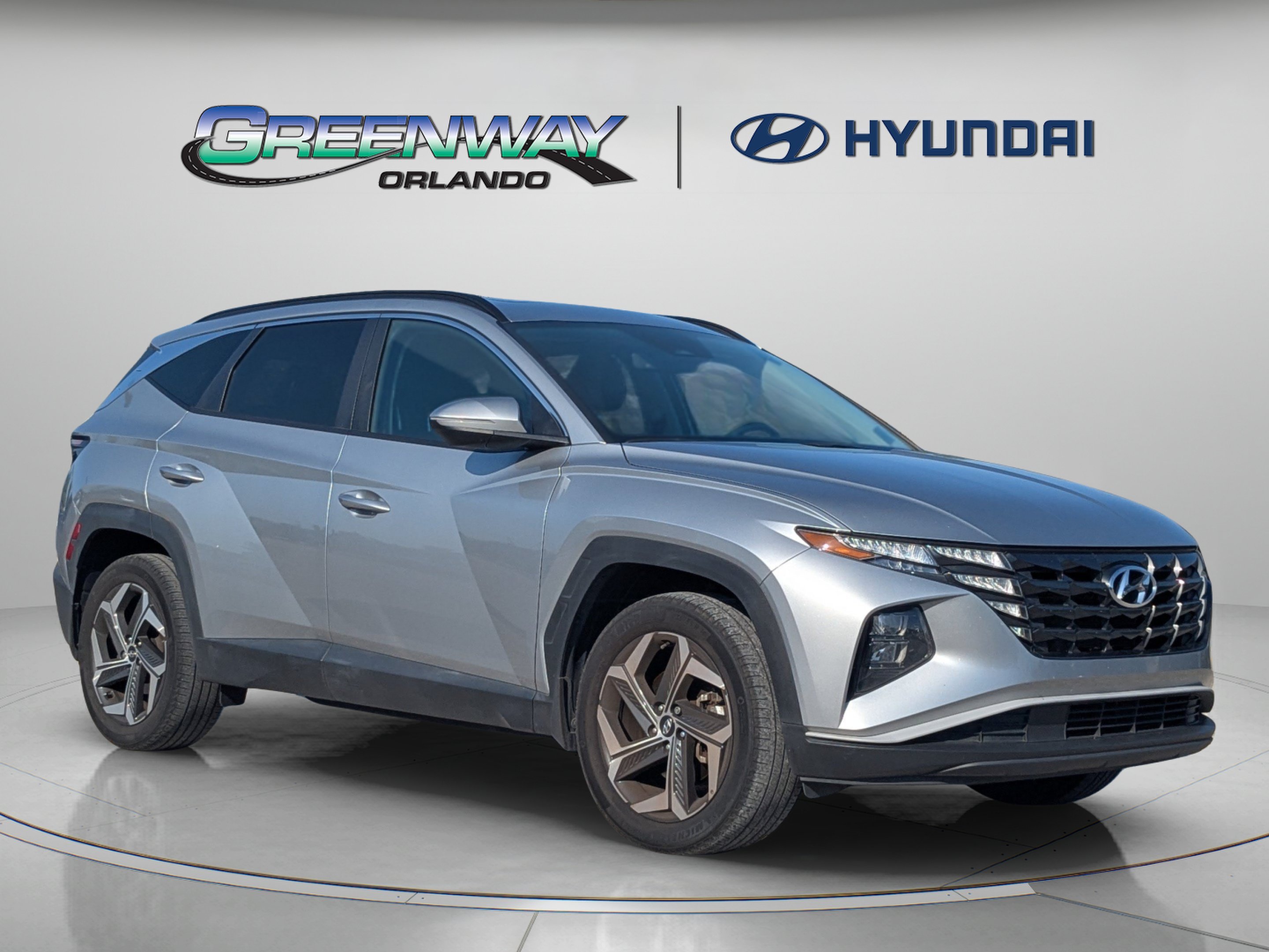 Used 2023 Shimmering Silver Hyundai SEL image 2