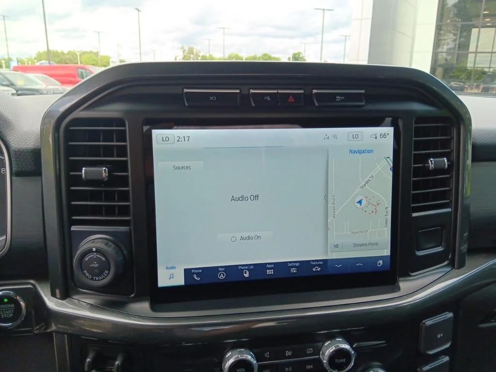 Used 2023 Iconic Silver Metallic Ford XLT image 20