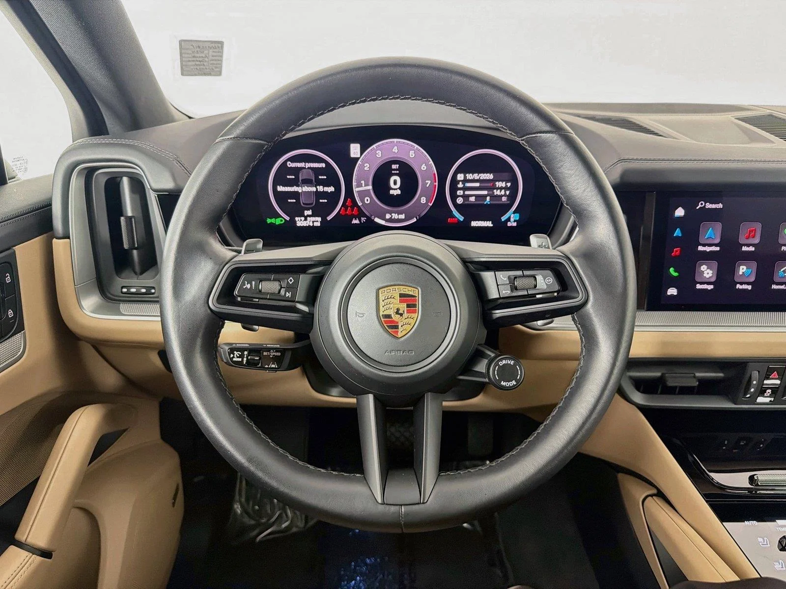 Certified Used 2024  Porsche  image 13