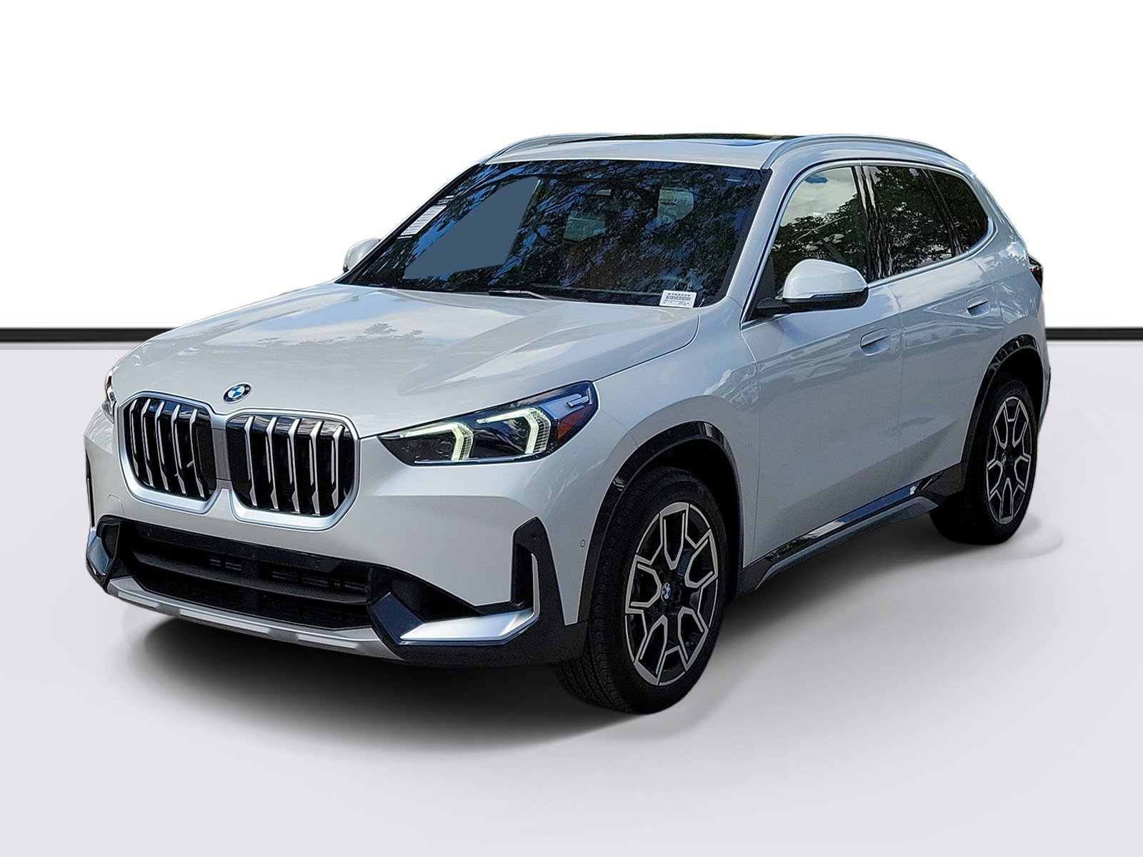 New 2027 Mineral White Metallic BMW xDrive28i image 2
