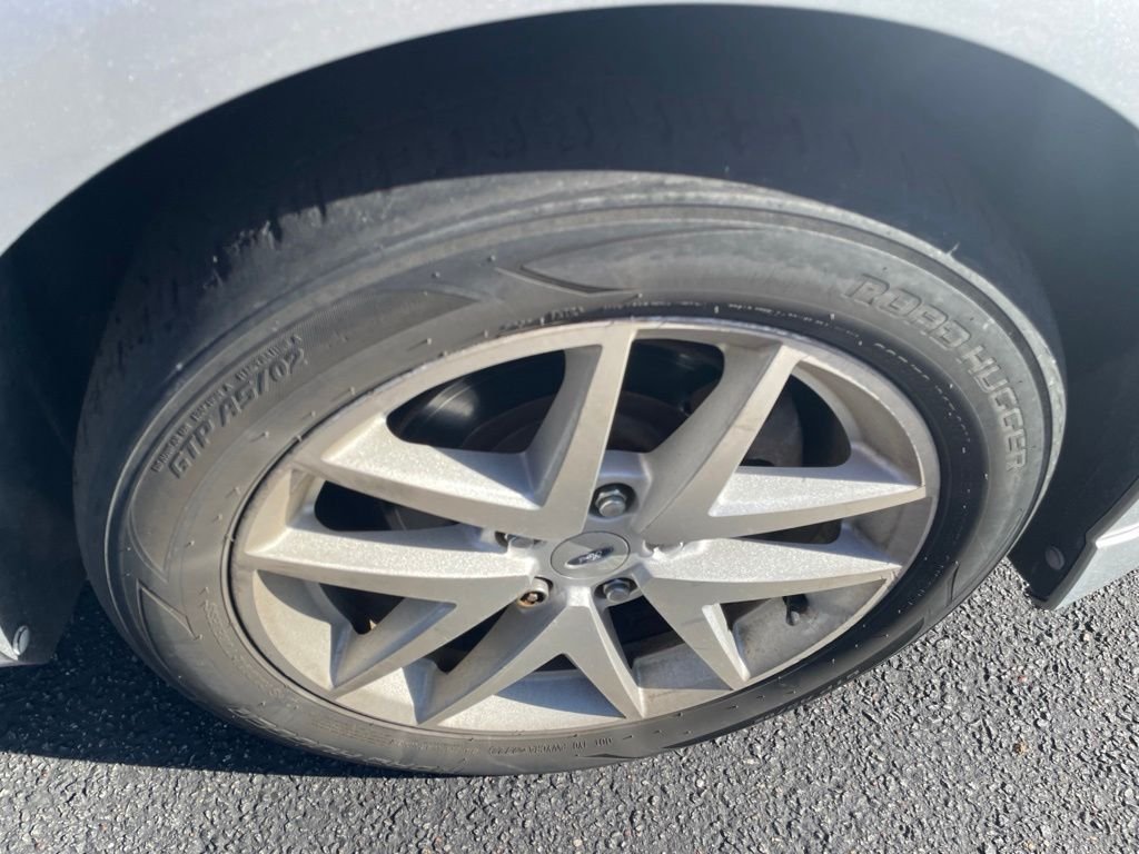 Used 2010 Silver Ford SE image 12