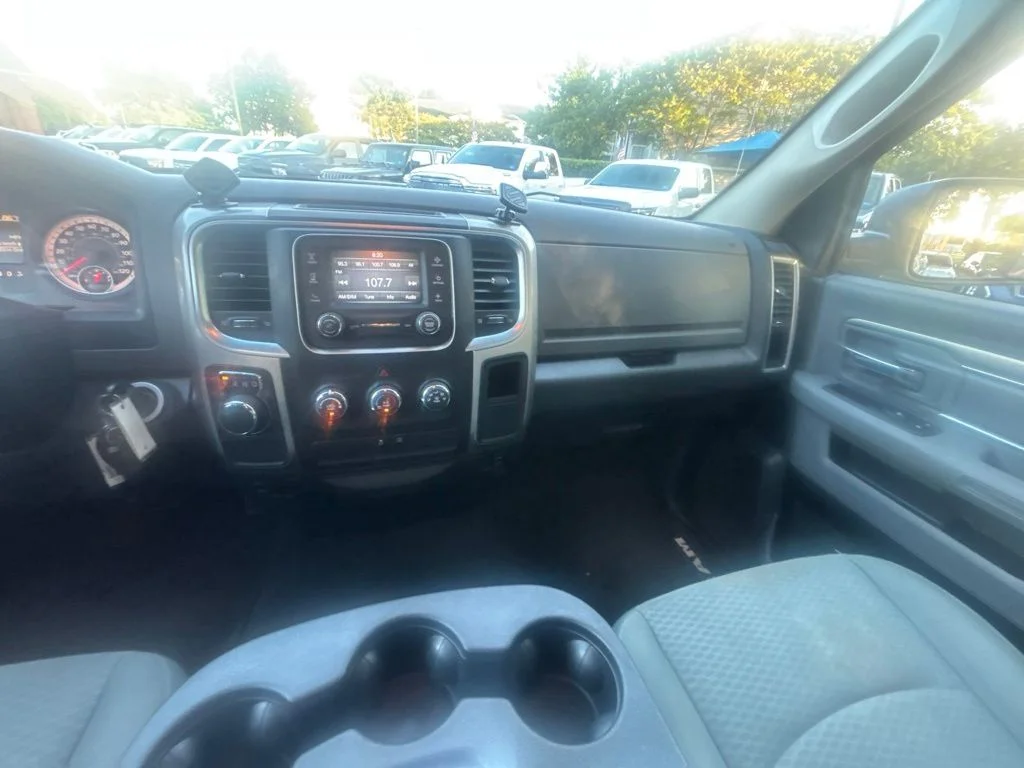 Used 2016 White Ram SLT image 12