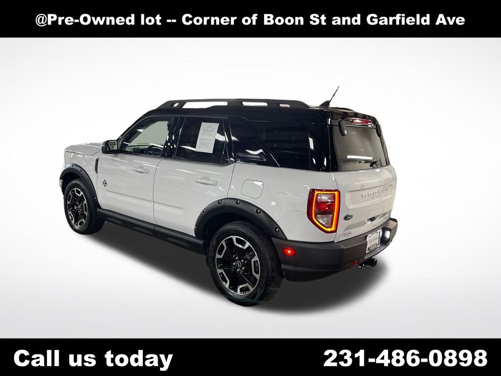 Used 2022 White Ford Outer Banks image 3