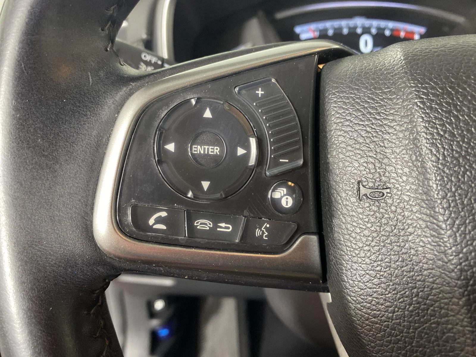 Used 2018 Sandstorm Metallic Honda EX-L image 16