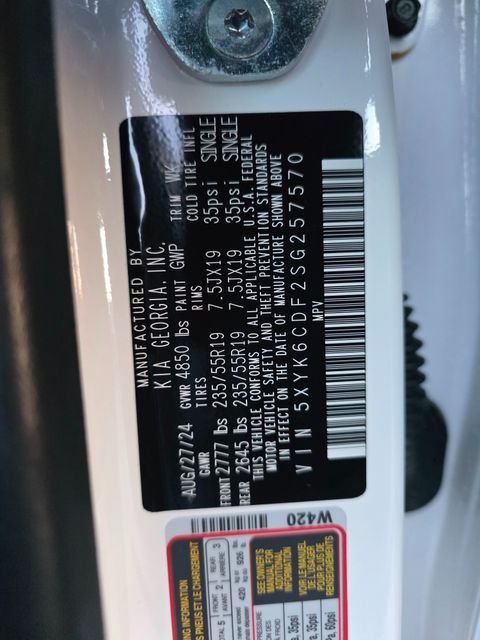 Used 2025 White Kia X-Line image 30