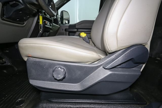 Used 2022 Black Ford XL image 31