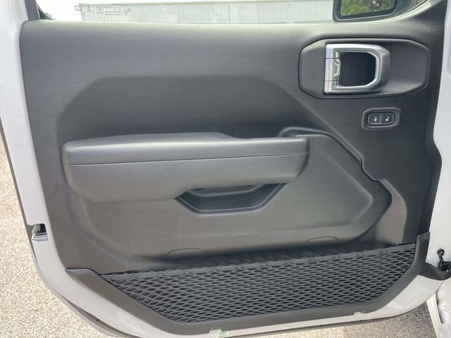 Used 2026 White Jeep Sport image 18