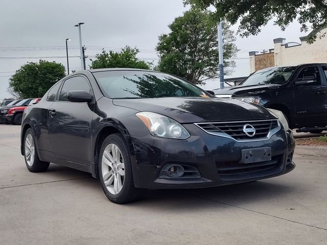 2013 Nissan Altima Coupe S