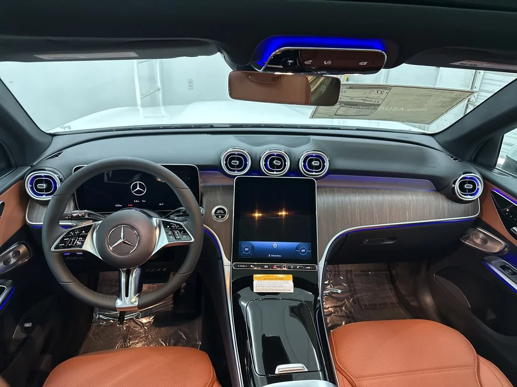 Used 2026 White Mercedes-Benz GLC 300 image 20