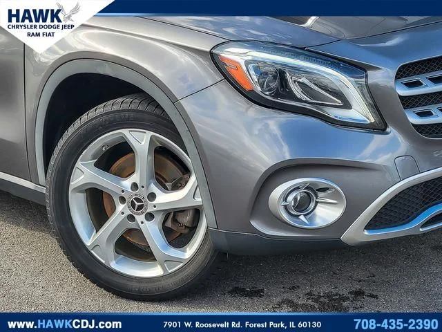 Used 2019 Gray Mercedes-Benz GLA 250 image 3