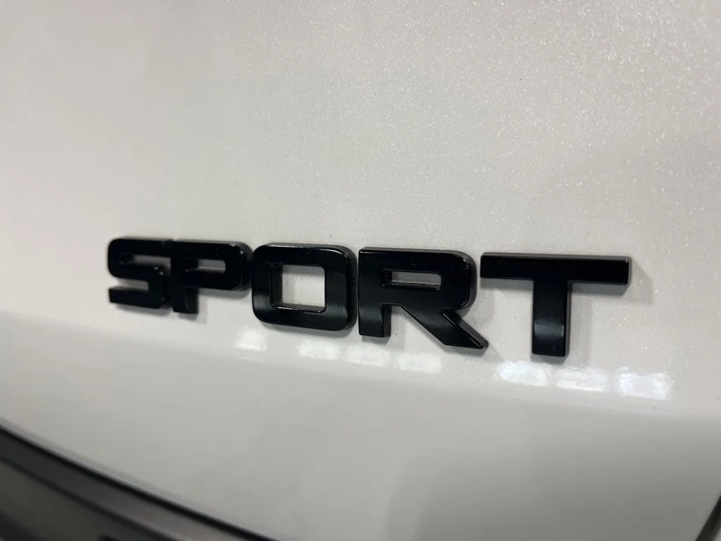 Used 2026 Platinum White Pearl Honda Sport image 31