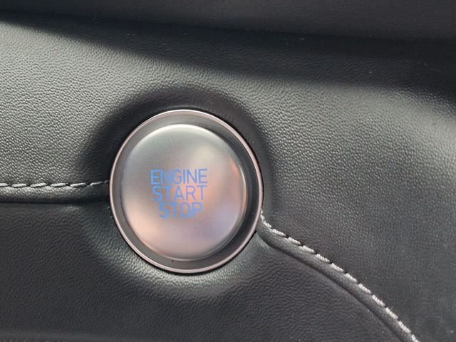 Used 2022 Red Hyundai Calligraphy image 16