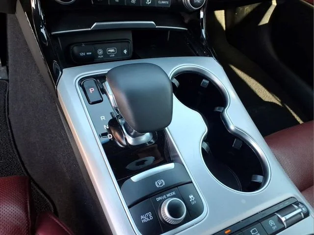 Used 2020 White Kia GT2 image 27