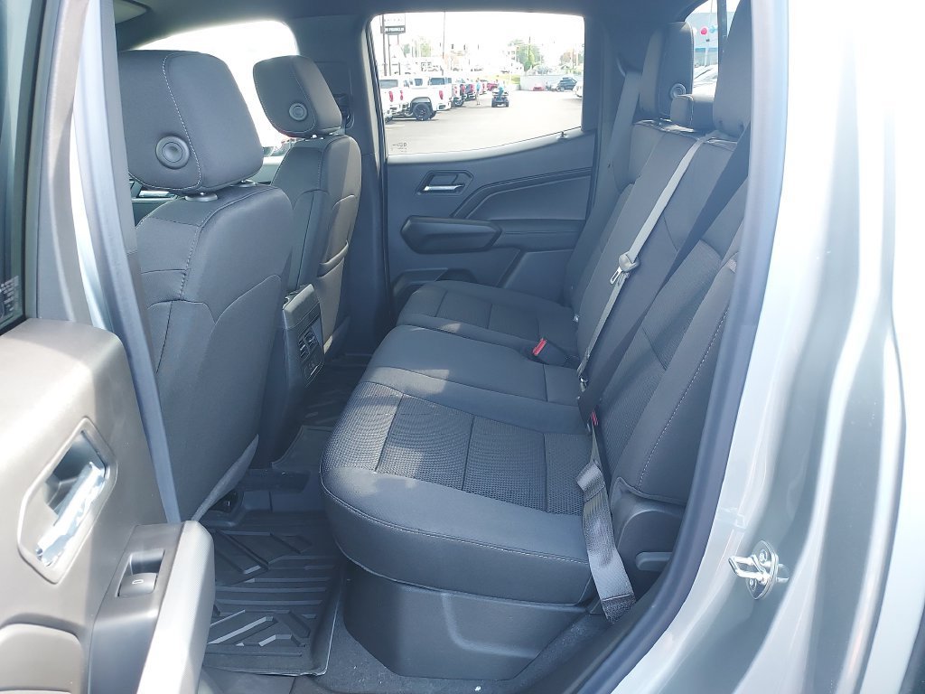New 2026 Sterling Metallic GMC Elevation image 14