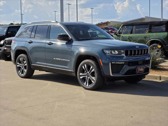 New 2027 Steel Blue Paint Jeep Limited image 1