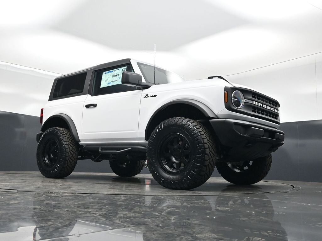 New 2026 Oxford White Ford Base image 3