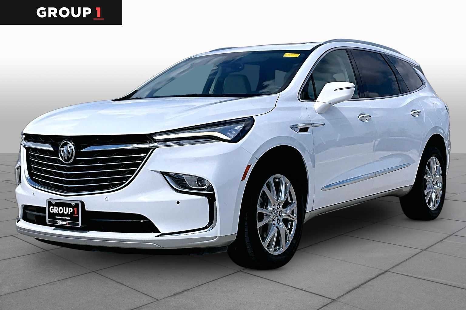 2023 Buick Enclave Essence