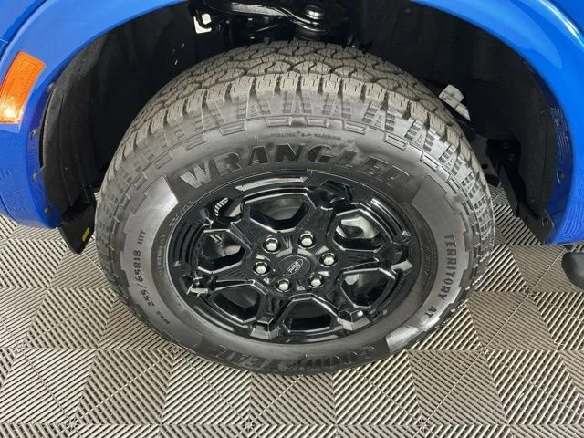 New 2026 Velocity Blue Metallic Ford XLT image 28