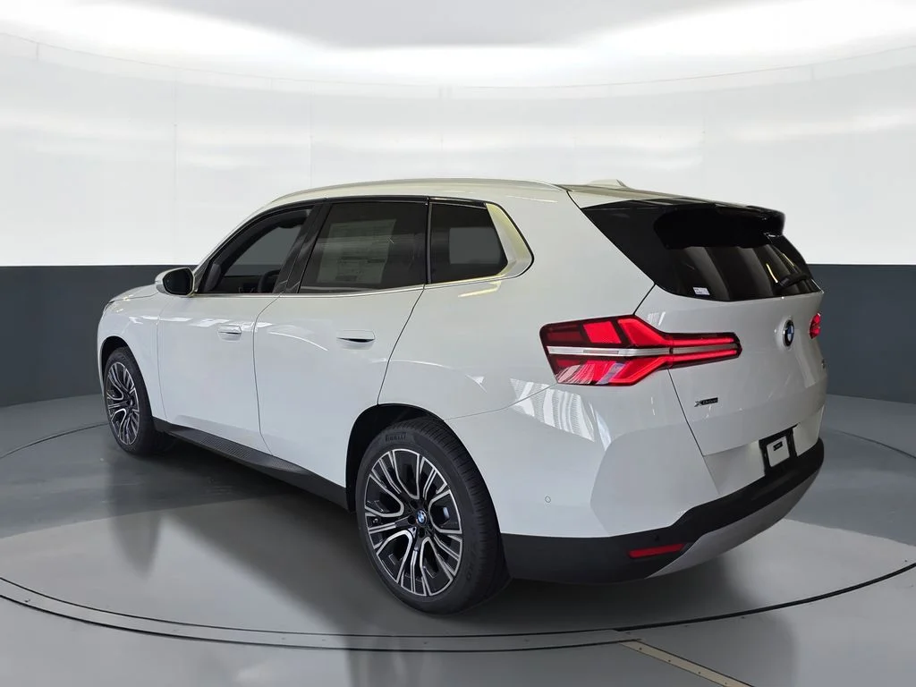 New 2026 White BMW 30 xDrive image 4