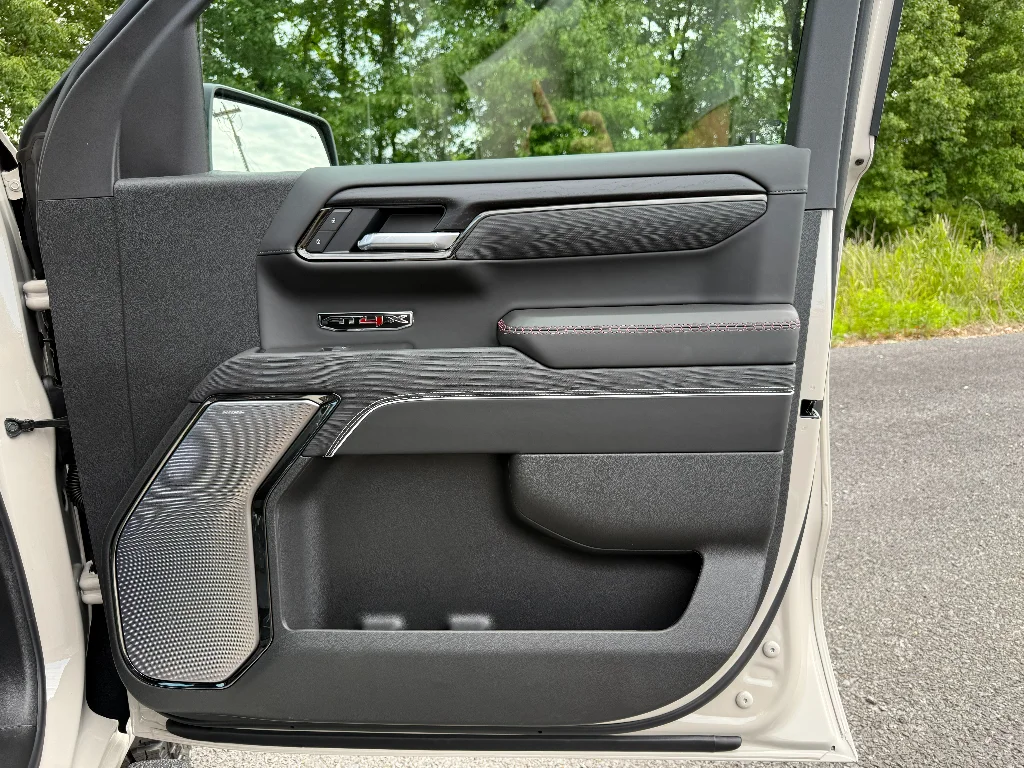 2026 GMC Sierra 1500 AT4X - Photo 32