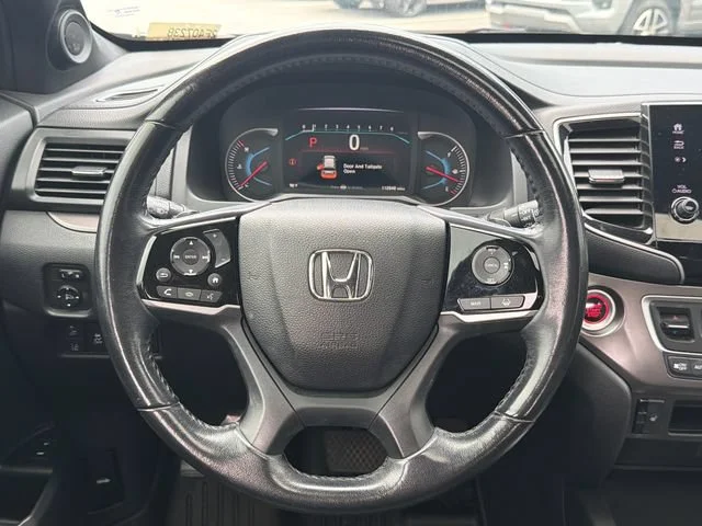 Used 2021 Black Honda AWD EX-L image 24