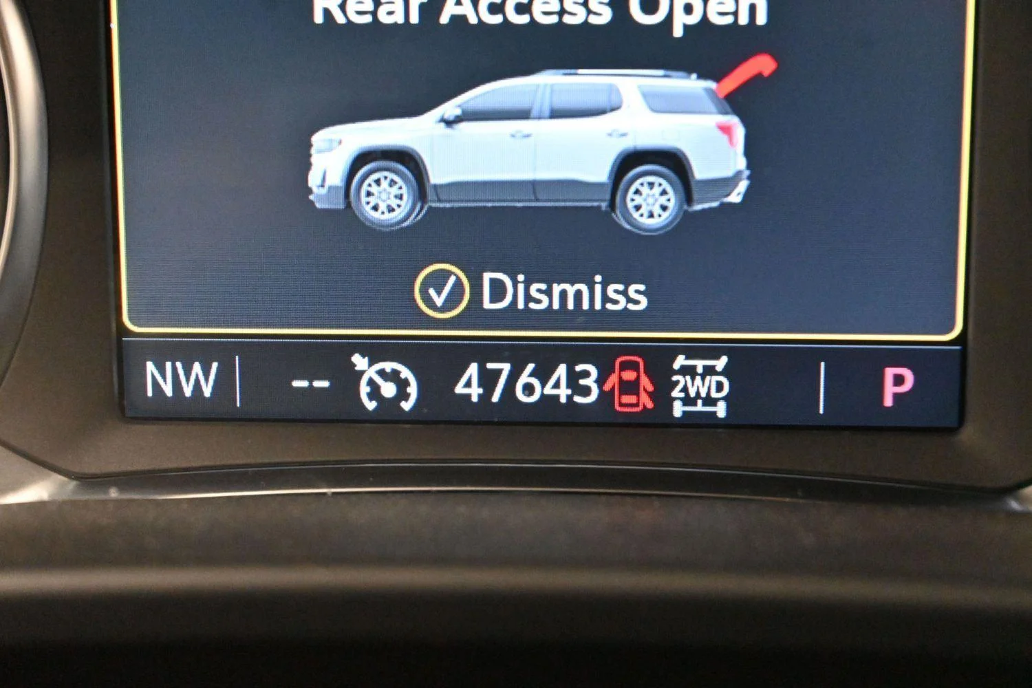 Used 2023 Ebony Twilight Metallic GMC AT4 image 22