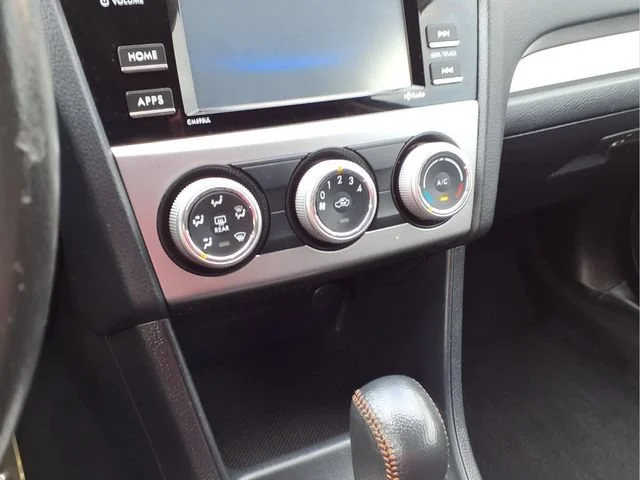 Used 2016  Subaru Premium image 6