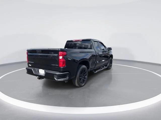 Used 2024 Black Chevrolet Custom image 8