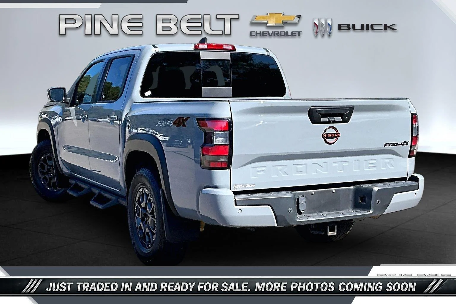 Used 2024 Boulder Gray Pearl Nissan PRO-4X image 2