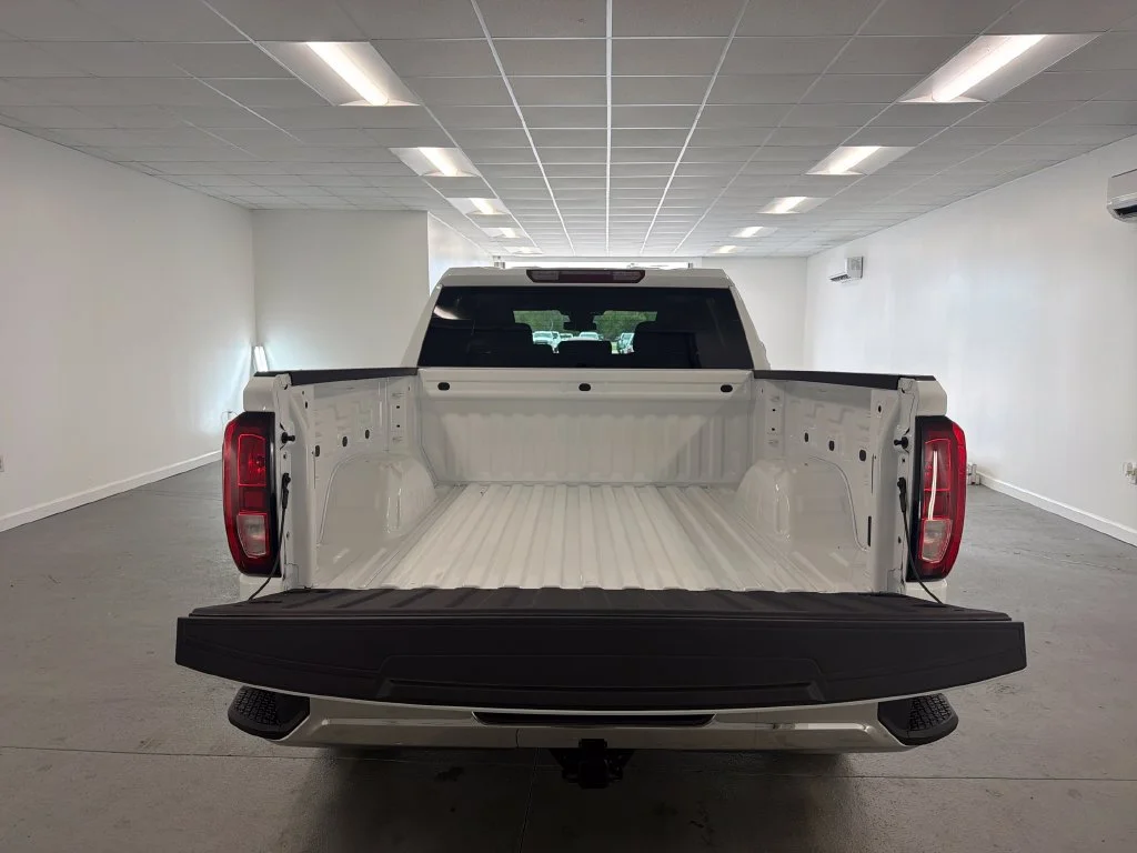 New 2026 Summit White GMC Pro image 8