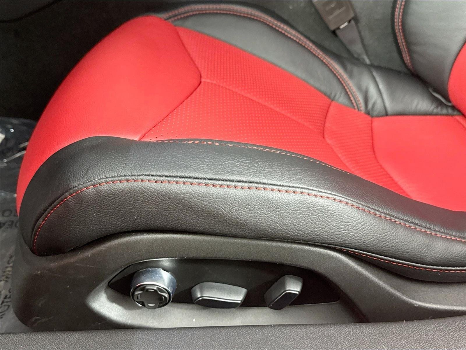 Used 2021 Torch Red Chevrolet 2LT image 31