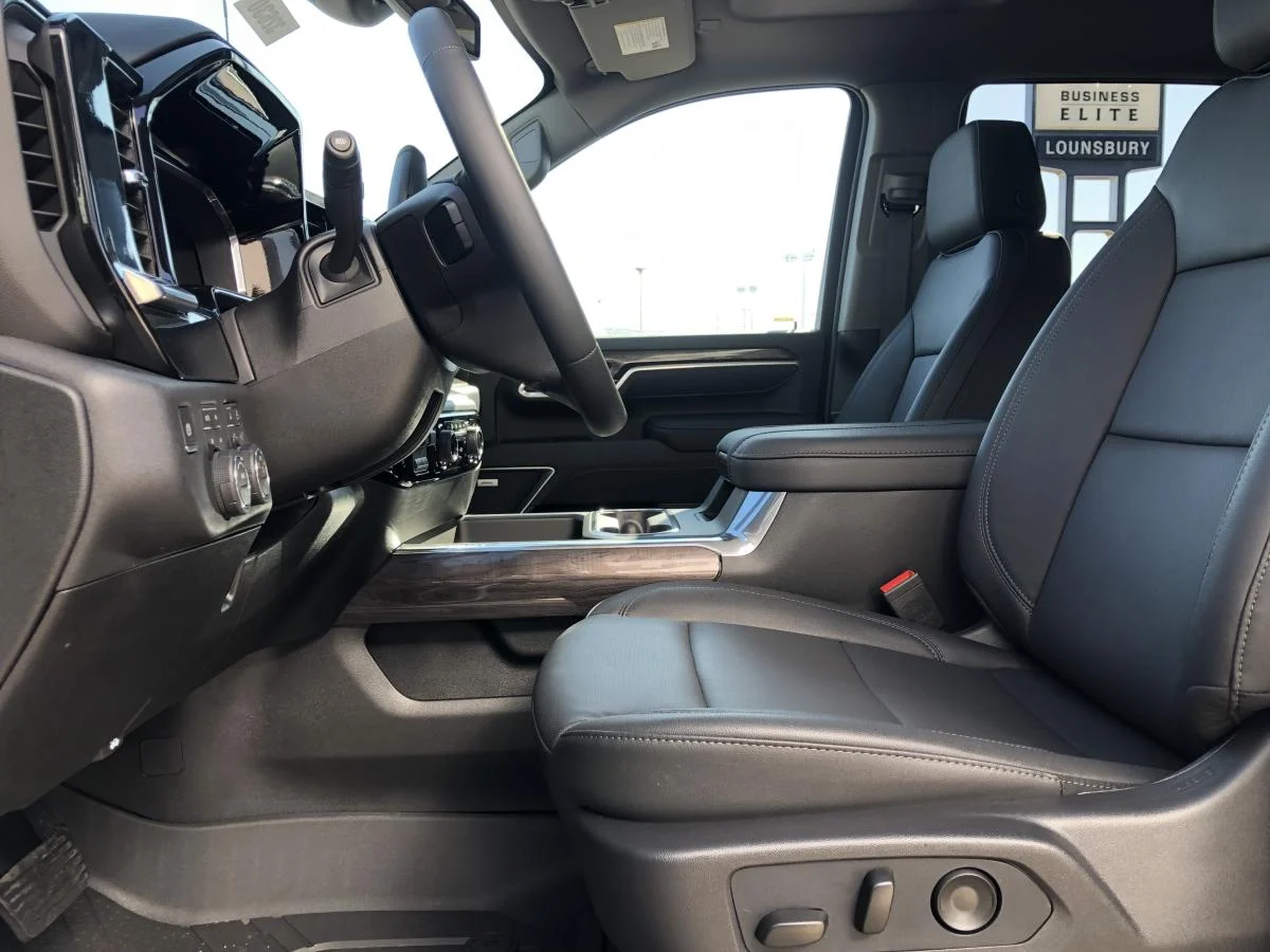 New 2026 White Chevrolet 4WD Crew Cab 159" LTZ image 9