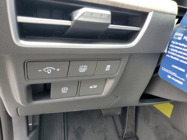 New 2026 White Hyundai Blue image 14